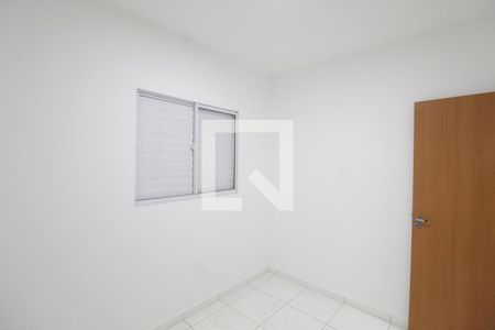 Quarto 1 de apartamento para alugar com 2 quartos, 52m² em Laranjeiras, Uberlândia