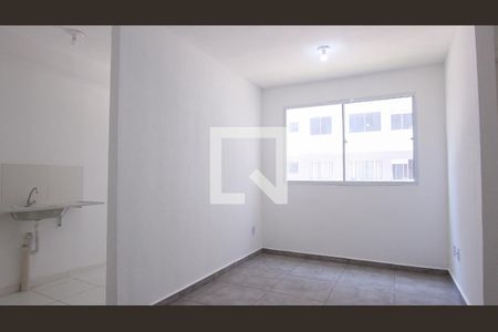 Sala de apartamento para alugar com 2 quartos, 44m² em Jardim Egle, São Paulo