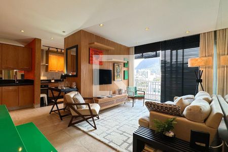 Sala de apartamento à venda com 2 quartos, 70m² em Leblon, Rio de Janeiro