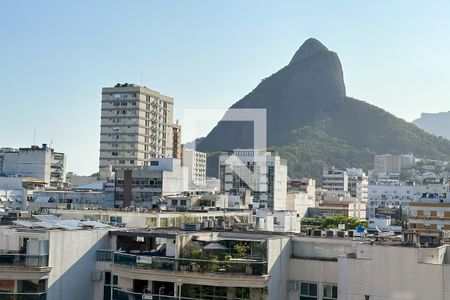 Sala de apartamento à venda com 2 quartos, 70m² em Leblon, Rio de Janeiro