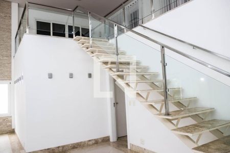 Sala de casa de condomínio para alugar com 5 quartos, 500m² em Patamares, Salvador