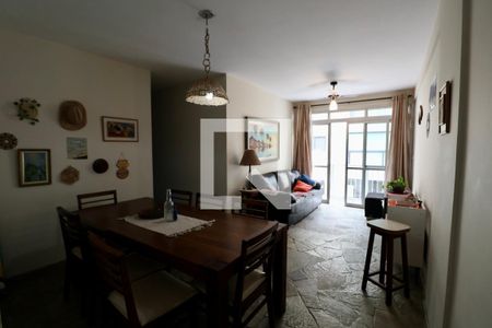 Sala de apartamento para alugar com 3 quartos, 97m² em Jardim Las Palmas, Guarujá