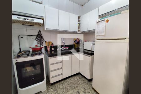 Cozinha de apartamento à venda com 3 quartos, 98m² em Cidade Nova, Belo Horizonte