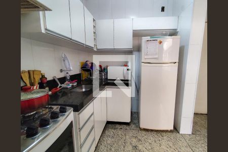 Cozinha de apartamento à venda com 3 quartos, 98m² em Cidade Nova, Belo Horizonte