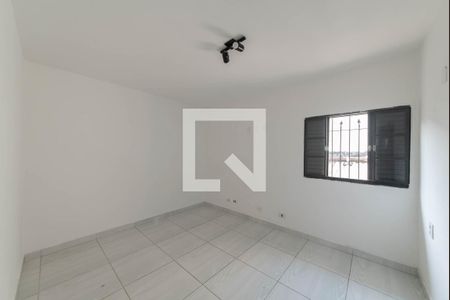 Quarto de casa para alugar com 2 quartos, 130m² em Parque Jabaquara, São Paulo