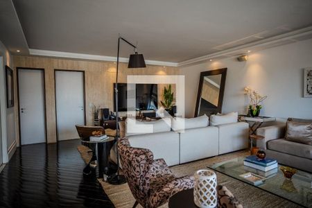 Foto 11 de apartamento à venda com 3 quartos, 213m² em Vila Nova Conceição, São Paulo