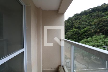 Sacada de apartamento para alugar com 2 quartos, 52m² em Tortuga, Guarujá