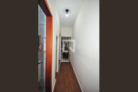 Corredor 1 de casa à venda com 3 quartos, 130m² em Vila Morse, São Paulo