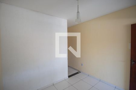 Sala de casa para alugar com 1 quarto, 29m² em Vila Iara, São Gonçalo