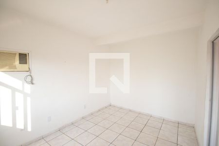 Quarto 1 de casa para alugar com 2 quartos, 50m² em Antonina, São Gonçalo