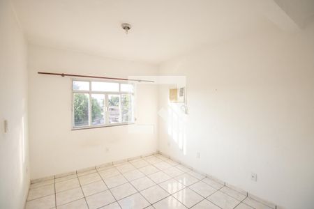 Quarto 1 de casa para alugar com 2 quartos, 50m² em Antonina, São Gonçalo