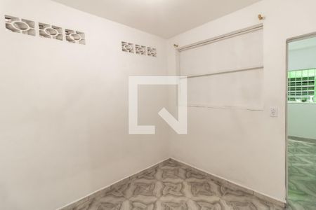 Quarto 2 de casa para alugar com 2 quartos, 70m² em Vila Santa Teresa (zona Leste), São Paulo