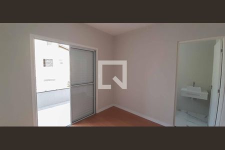 Suíte de casa à venda com 3 quartos, 90m² em Bela Vista, Osasco