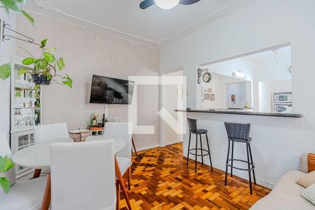 Sala de apartamento à venda com 2 quartos, 82m² em Santana, Porto Alegre