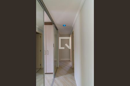 Corredor de apartamento à venda com 3 quartos, 60m² em Vila Mendes, São Paulo