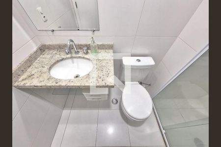 Banheiro de apartamento para alugar com 1 quarto, 41m² em Várzea da Barra Funda, São Paulo