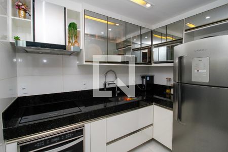 Cozinha de apartamento à venda com 3 quartos, 78m² em São Geraldo, Belo Horizonte