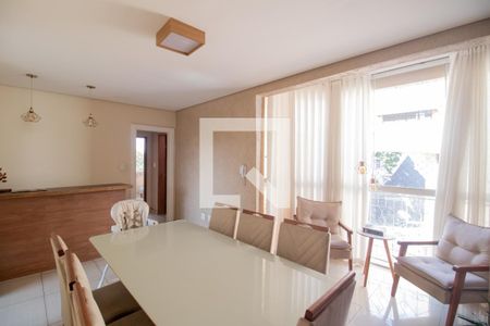 Sala de apartamento à venda com 3 quartos, 120m² em Centro, Betim