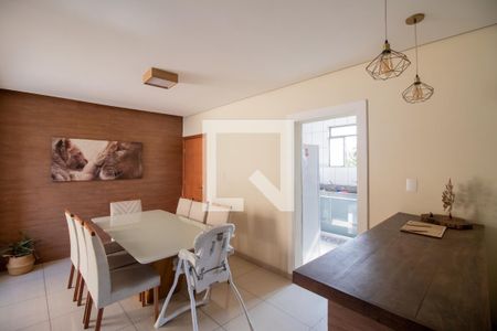 Sala de apartamento à venda com 3 quartos, 120m² em Centro, Betim