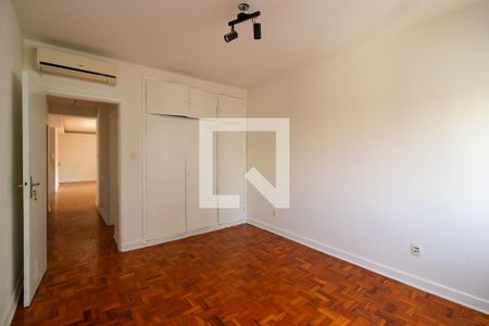 Quarto 1 de apartamento para alugar com 2 quartos, 122m² em Cerqueira César, São Paulo