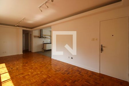 Sala de apartamento para alugar com 2 quartos, 122m² em Cerqueira César, São Paulo