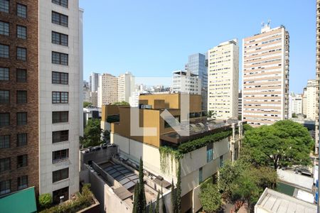 Vista do Quarto 1 de apartamento para alugar com 2 quartos, 122m² em Cerqueira César, São Paulo