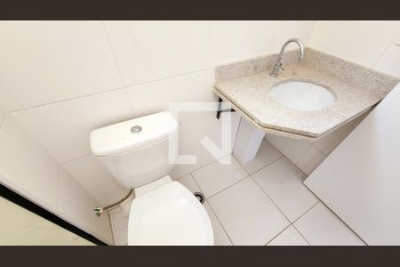 Apartamento à venda com 72m², 3 quartos e 1 vaga Apartamento à venda com 72m², 3 quartos e 1 vagaBanheiro