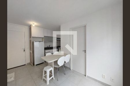 Sala de apartamento para alugar com 2 quartos, 34m² em Jurubatuba, São Paulo