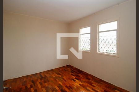 Quarto 2 de apartamento para alugar com 2 quartos, 65m² em Nova Floresta, Belo Horizonte