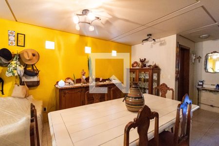 Sala de casa de condomínio à venda com 5 quartos, 286m² em Cidade Baixa, Porto Alegre