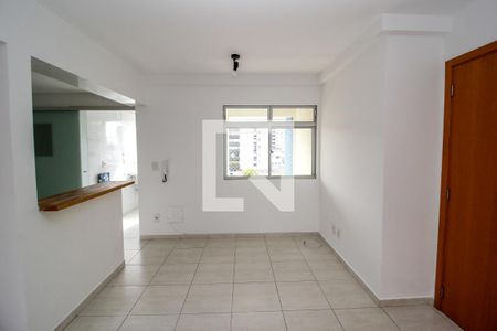 Sala de apartamento à venda com 2 quartos, 61m² em Serra, Belo Horizonte