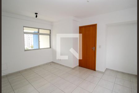 Sala de apartamento à venda com 2 quartos, 61m² em Serra, Belo Horizonte