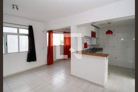 Sala de apartamento à venda com 2 quartos, 61m² em Serra, Belo Horizonte