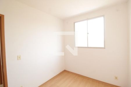 Quarto 2 de apartamento para alugar com 2 quartos, 47m² em Jardim Canaã, Uberlândia