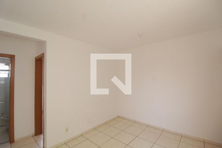 Sala de apartamento para alugar com 2 quartos, 47m² em Jardim Canaã, Uberlândia