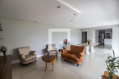 Sala de TV de apartamento à venda com 4 quartos, 198m² em Empresarial 18 do Forte, Barueri