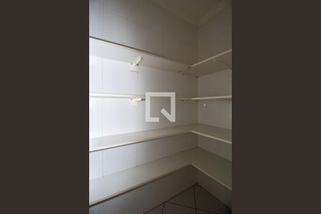 Despensa de casa de condomínio para alugar com 3 quartos, 247m² em Jardim Residencial Parque da Floresta, Sumaré