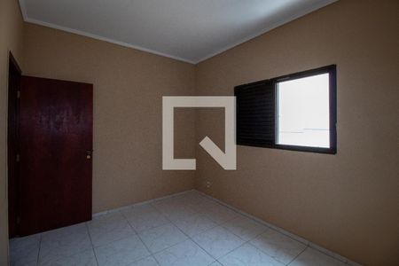 Quarto 2 de apartamento para alugar com 2 quartos, 80m² em Jardim São Carlos, Sumaré