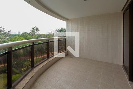 Varanda de apartamento para alugar com 4 quartos, 180m² em Barra da Tijuca, Rio de Janeiro