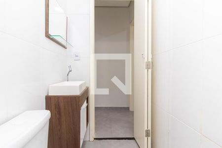 Banheiro de apartamento para alugar com 1 quarto, 30m² em Cidade Líder, São Paulo