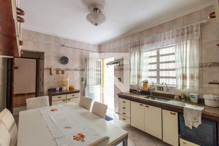 Cozinha de casa para alugar com 1 quarto, 45m² em Vila Campanela, São Paulo