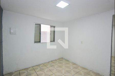 Quarto de casa para alugar com 1 quarto, 50m² em Vila Nova Cumbica, Guarulhos