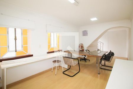 Sala de casa para alugar com 4 quartos, 120m² em Indianópolis, São Paulo