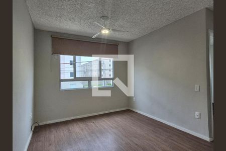 sala de apartamento para alugar com 2 quartos, 43m² em Vargem Pequena, Rio de Janeiro