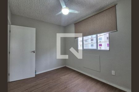 Quarto 2 de apartamento para alugar com 2 quartos, 43m² em Vargem Pequena, Rio de Janeiro