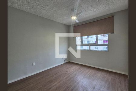 sala de apartamento para alugar com 2 quartos, 43m² em Vargem Pequena, Rio de Janeiro