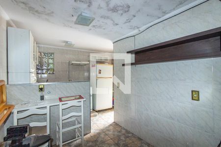 Cozinha de casa para alugar com 1 quarto, 45m² em Vila Campanela, São Paulo