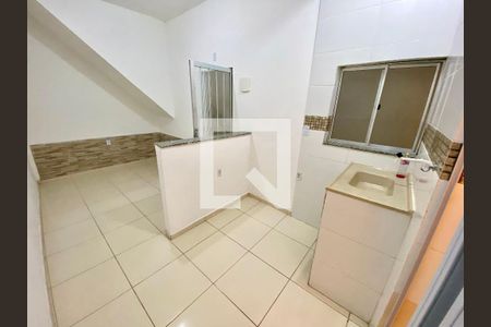Cozinha de kitnet/studio para alugar com 1 quarto, 20m² em Piedade, Rio de Janeiro