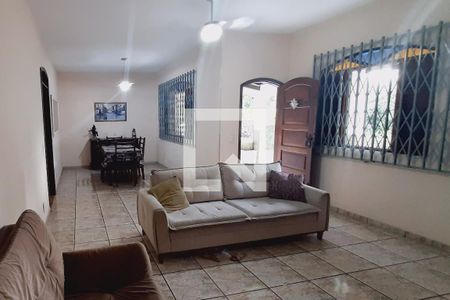 Sala de casa à venda com 4 quartos, 264m² em Taquara, Rio de Janeiro