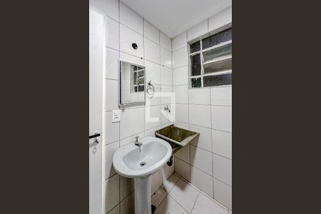 Banheiro de apartamento para alugar com 1 quarto, 30m² em Liberdade, São Paulo